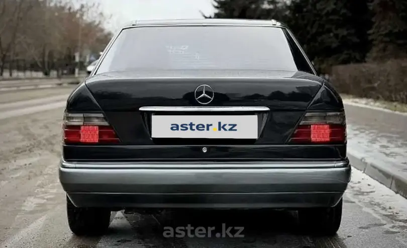 Mercedes-Benz E-Класс 1995 года за 950 000 тг. в Алматы