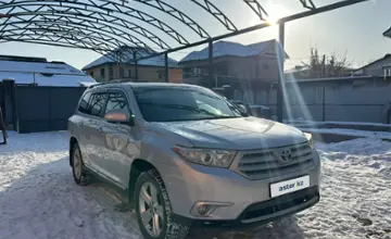 Toyota Highlander 2013 года за 12 500 000 тг. в Алматы фото 2