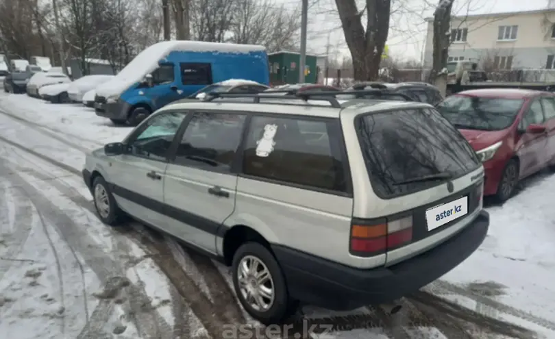 Volkswagen Passat 1992 года за 640 000 тг. в Карагандинская область фото 3