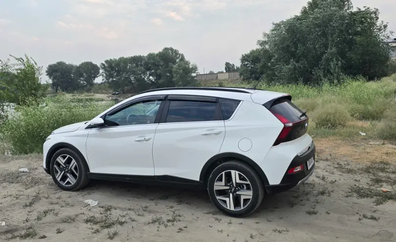 Hyundai Bayon 2023 года за 7 500 000 тг. в Семей
