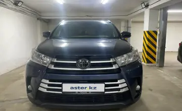 Toyota Highlander 2019 года за 17 000 000 тг. в Алматы фото 3