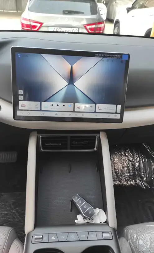 BYD Yuan Up 2025 года за 9 000 000 тг. в Алматы фото 5