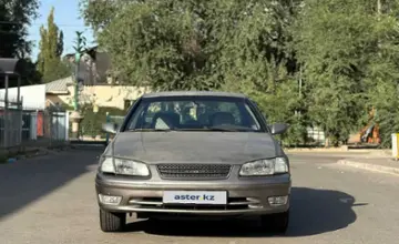 Toyota Camry 2000 года за 2 700 000 тг. в Алматы фото 2