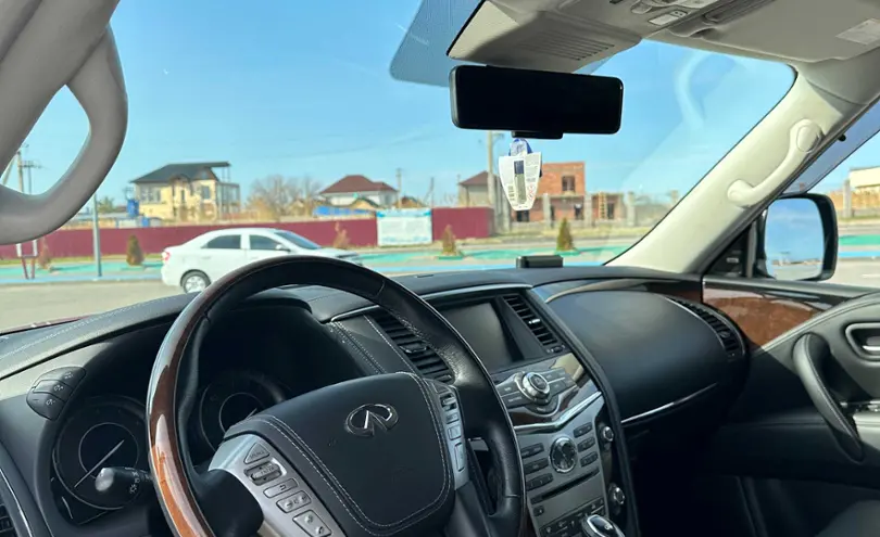 Infiniti QX80 2019 года за 23 500 000 тг. в Тараз