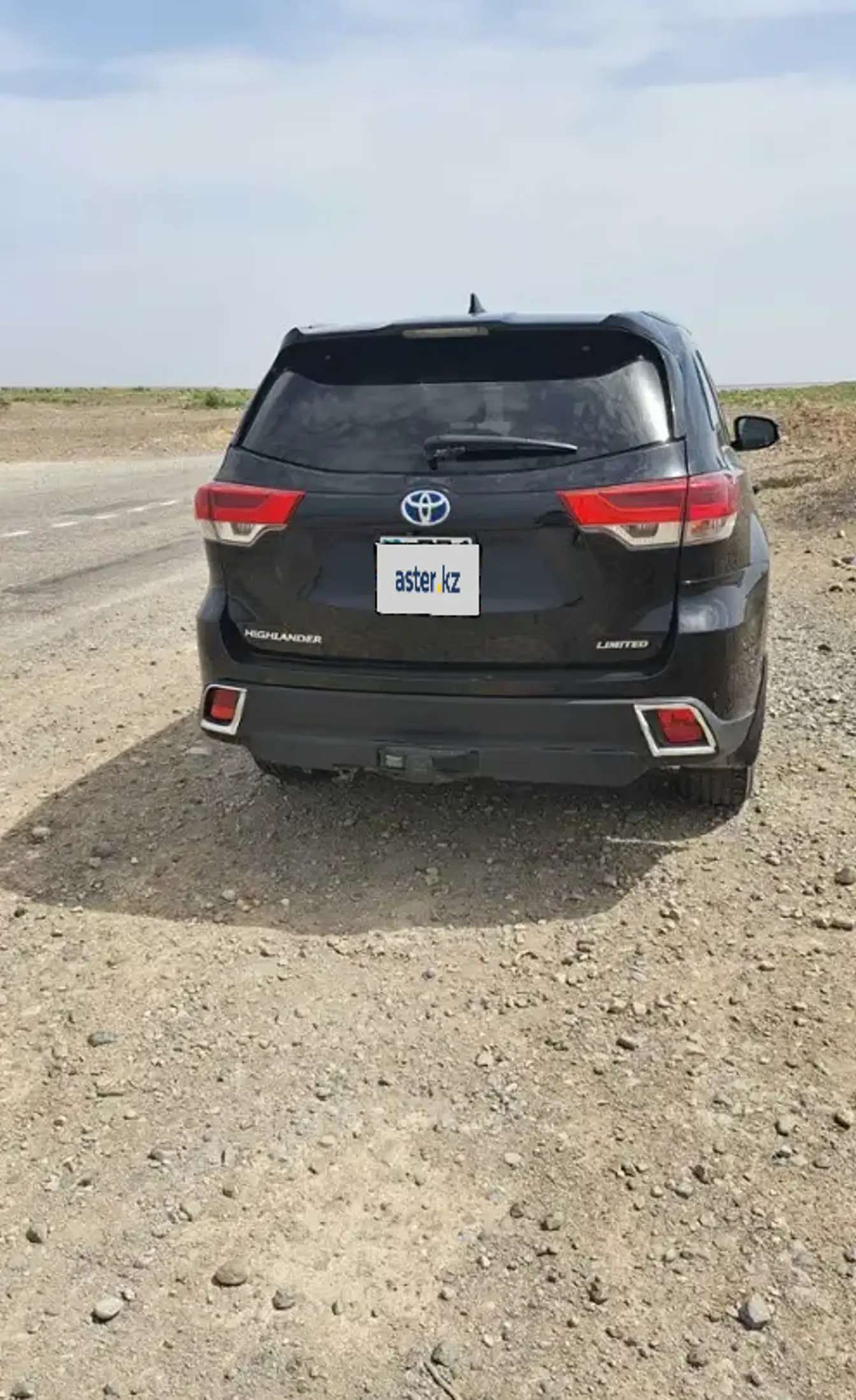 Toyota Highlander 2019 года за 18 300 000 тг. в Алматы фото 3