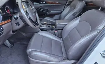 Kia K7 2017 года за 11 500 000 тг. в Астана