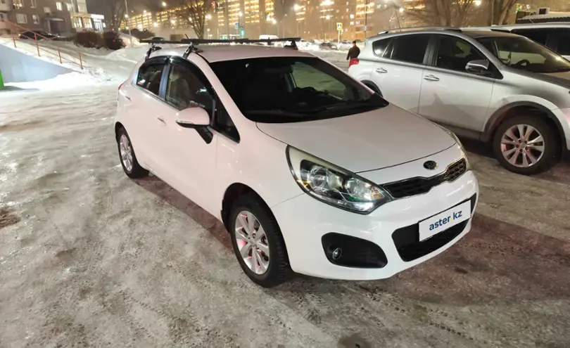 Kia Rio 2014 года за 4 850 000 тг. в Усть-Каменогорск фото 2