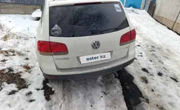 Volkswagen Touareg 2004 года за 2 200 000 тг. в Алматы фото 1