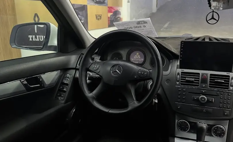 Mercedes-Benz C-Класс 2007 года за 5 300 000 тг. в Астана