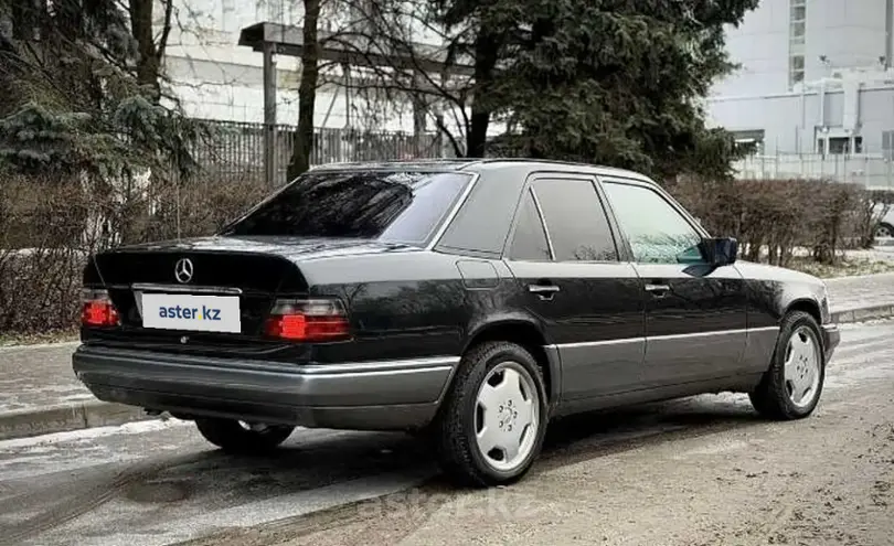 Mercedes-Benz E-Класс 1995 года за 950 000 тг. в Алматы фото 4