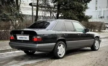 Mercedes-Benz E-Класс 1995 года за 735 000 тг. в Алматы фото 4