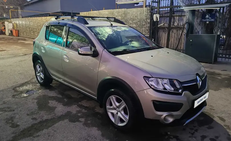 Renault Sandero 2016 года за 4 700 000 тг. в Алматы фото 3