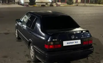 Volkswagen Vento 1994 года за 2 200 000 тг. в Тараз фото 2