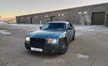 Chrysler 300C 2005 года за 5 500 000 тг. в Астана фото 1