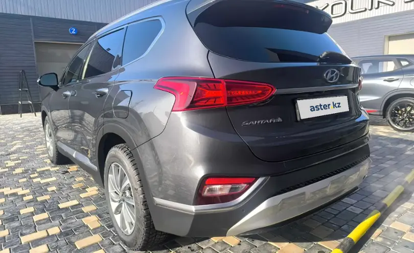 Hyundai Santa Fe 2019 года за 12 500 000 тг. в Тараз