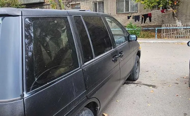 Nissan Prairie 1993 года за 750 000 тг. в Карагандинская область фото 3