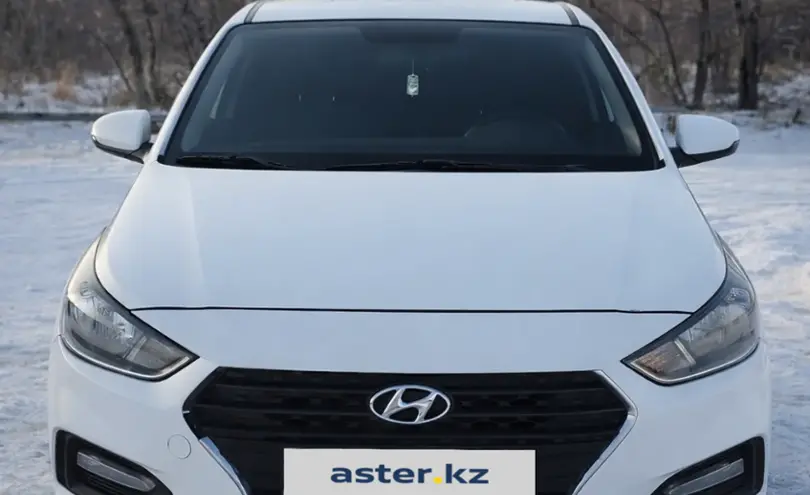 Hyundai Accent 2018 года за 4 800 000 тг. в Караганда фото 2