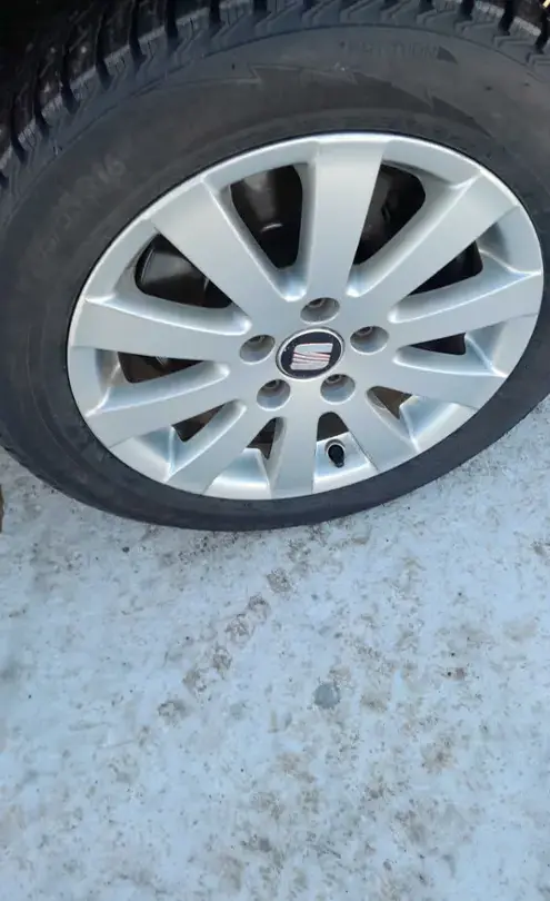 SEAT Alhambra 2001 года за 3 500 000 тг. в Карагандинская область