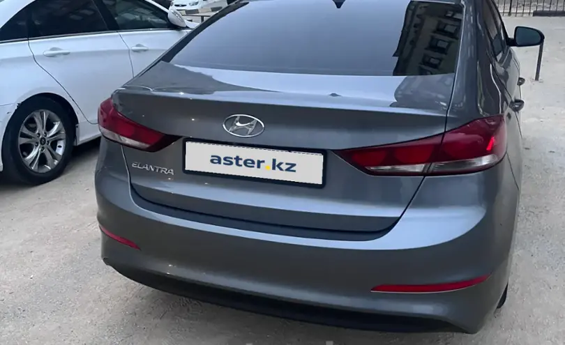Hyundai Elantra 2015 года за 6 700 000 тг. в Алматы фото 3