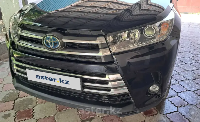 Toyota Highlander 2019 года за 18 300 000 тг. в Алматы