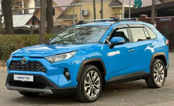 Toyota RAV4 2020 года за 15 000 000 тг. в Алматы фото 1