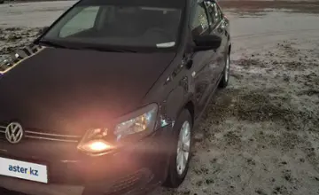 Volkswagen Polo 2014 года за 3 800 000 тг. в Астана фото 2