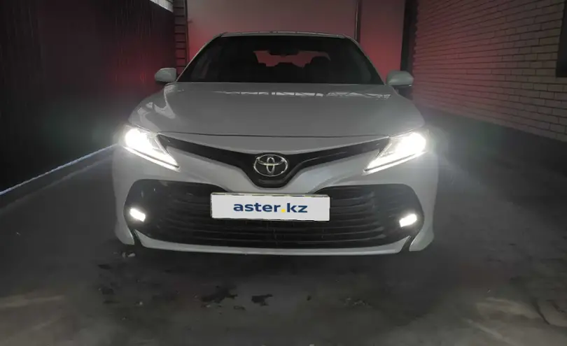 Toyota Camry 2019 года за 12 000 000 тг. в Западно-Казахстанская область фото 3