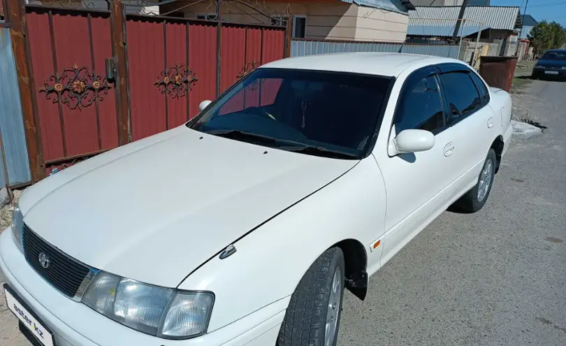 Toyota Avalon 1996 года за 2 000 000 тг. в Талдыкорган
