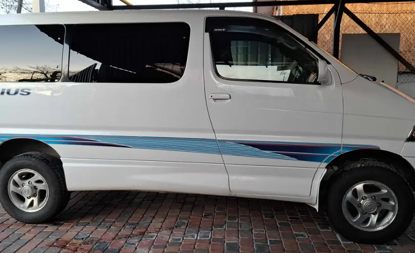 Toyota HiAce 1998 года за 6 200 000 тг. в Алматы фото 3