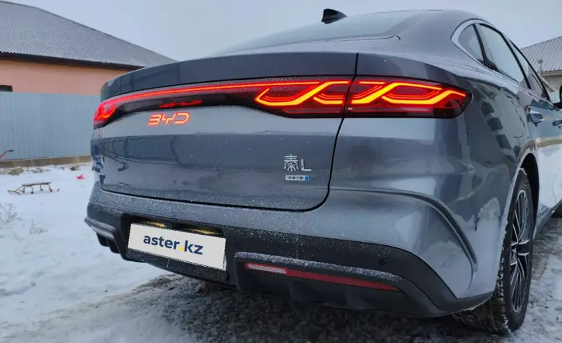 BYD Qin 2025 года за 15 000 000 тг. в Атырауская область фото 4