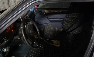 Mercedes-Benz E-Класс 1993 года за 1 700 000 тг. в Алматы фото 4