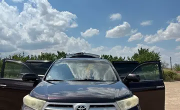 Toyota Highlander 2012 года за 11 500 000 тг. в Алматы фото 2