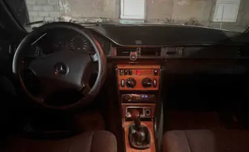 Mercedes-Benz E-Класс 1992 года за 1 300 000 тг. в Алматы фото 4