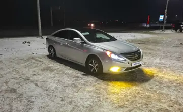 Hyundai Sonata 2013 года за 3 200 000 тг. в Карагандинская область фото 2