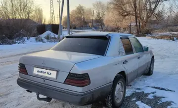 Mercedes-Benz W124 1993 года за 1 350 000 тг. в Талдыкорган фото 3