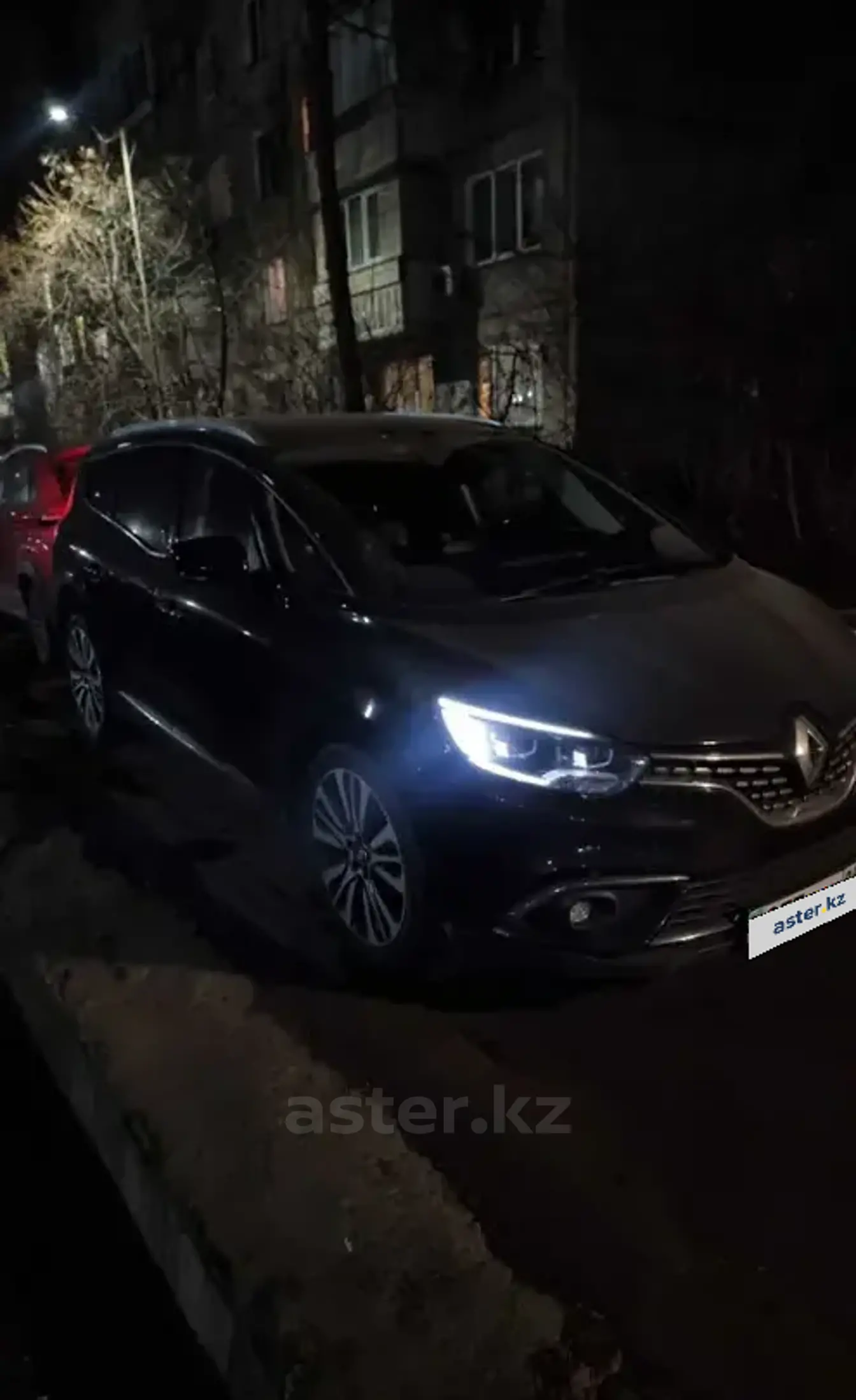 Renault Scenic 2018 года за 9 000 000 тг. в Алматы фото 3