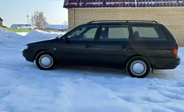 Volkswagen Passat 1995 года за 700 000 тг. в Астана
