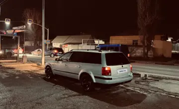 Volkswagen Passat 1999 года за 1 750 000 тг. в Шымкент