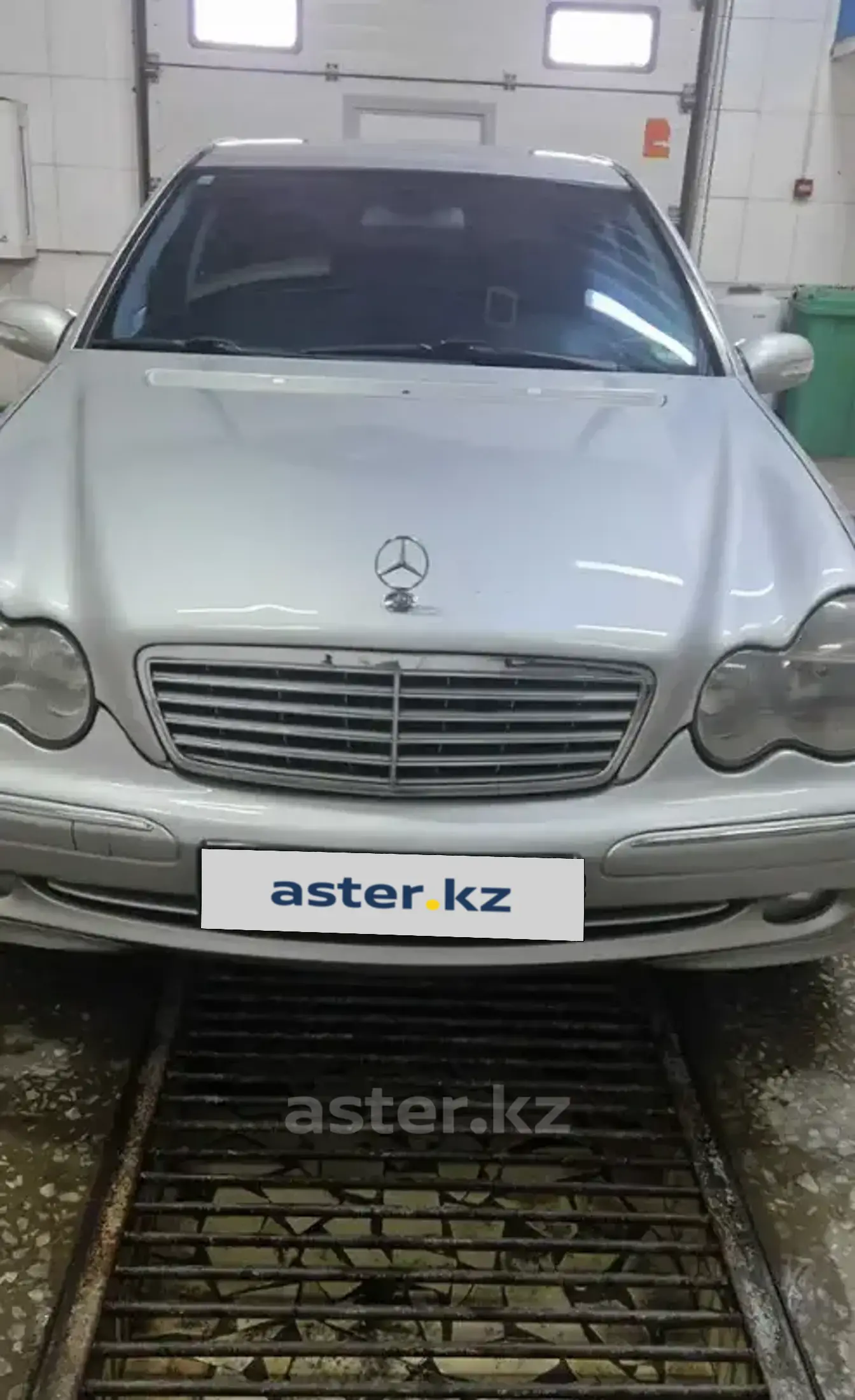 Mercedes-Benz C-Класс 2002 года за 4 150 000 тг. в Караганда фото 1