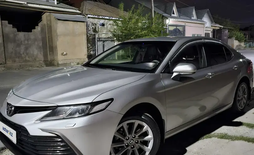 Toyota Camry 2021 года за 13 000 000 тг. в Шымкент