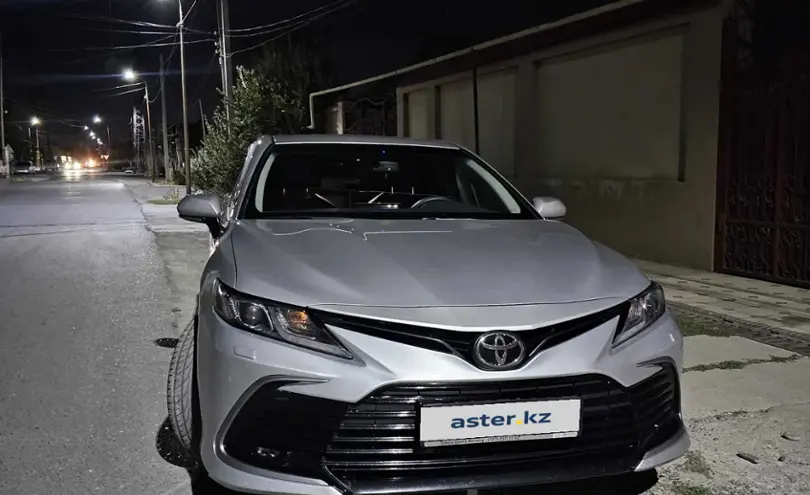Toyota Camry 2021 года за 13 000 000 тг. в Шымкент фото 3