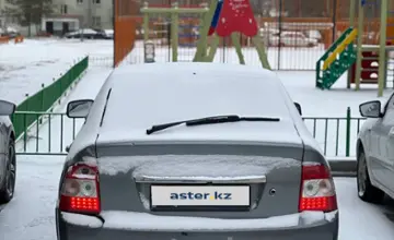 LADA (ВАЗ) Priora 2008 года за 1 250 000 тг. в Астана фото 2