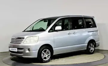 Toyota Noah 2002 года за 4 000 000 тг. в Усть-Каменогорск фото 1