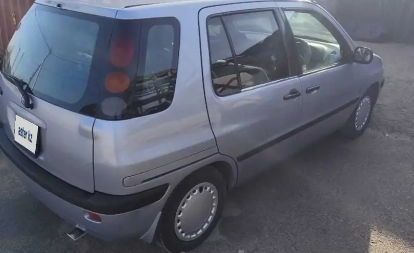 Toyota Raum 1998 года за 2 800 000 тг. в Алматинская область фото 3