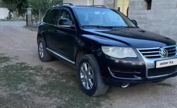 Volkswagen Touareg 2007 года за 7 500 000 тг. в Алматы фото 2