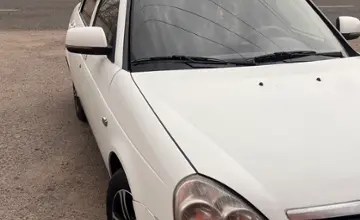 LADA (ВАЗ) Priora 2013 года за 2 200 000 тг. в Талдыкорган фото 2