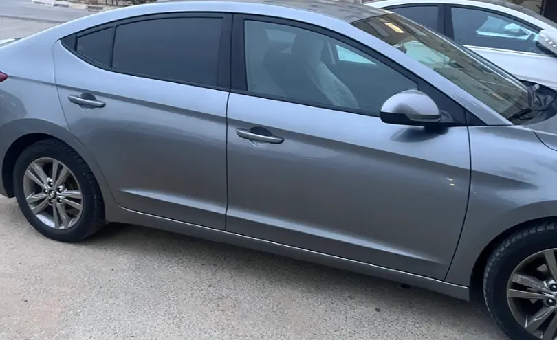 Hyundai Elantra 2015 года за 6 700 000 тг. в Алматы фото 2