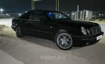 Mercedes-Benz E-Класс 1997 года за 2 500 000 тг. в Актау фото 4