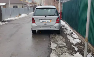 Mercedes-Benz A-Класс 2001 года за 1 900 000 тг. в Алматы фото 2