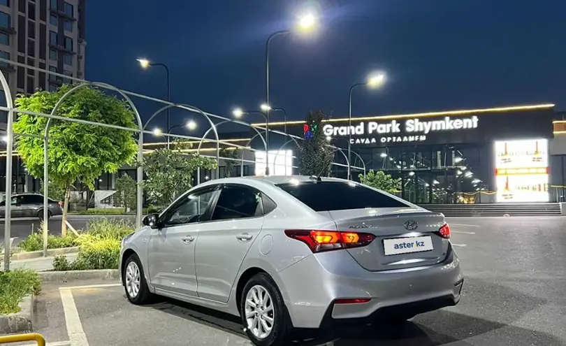 Hyundai Accent 2018 года за 6 800 000 тг. в Туркестанская область фото 5